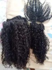 Cabelo cacheado 30%de fios humanos com top closure