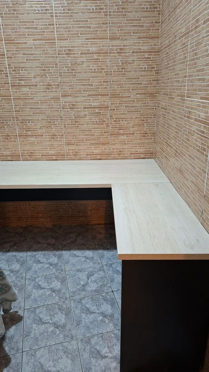 Mesa em L - Alta qualidade - Branca