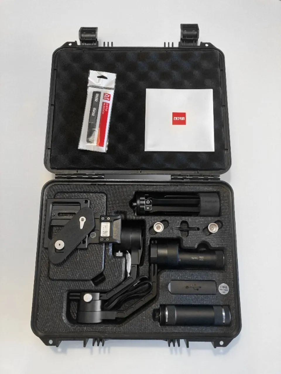 Estabilizador Zhiyun Crane Plus Gimbal Até 2,5kg Preto Preto - Foto 5