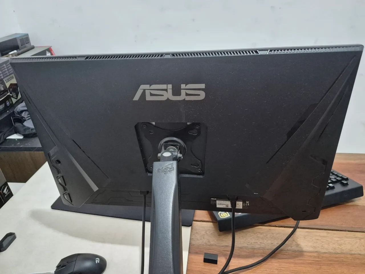 MONITOR ASUS TUF GAMING 27 polegadas vg27aql3a QHD FAST IPS 180HZ  - Foto 4