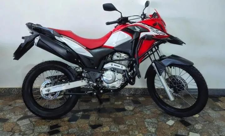 XRE 300 2018 PARCELAMENTO NO BOLETO 
