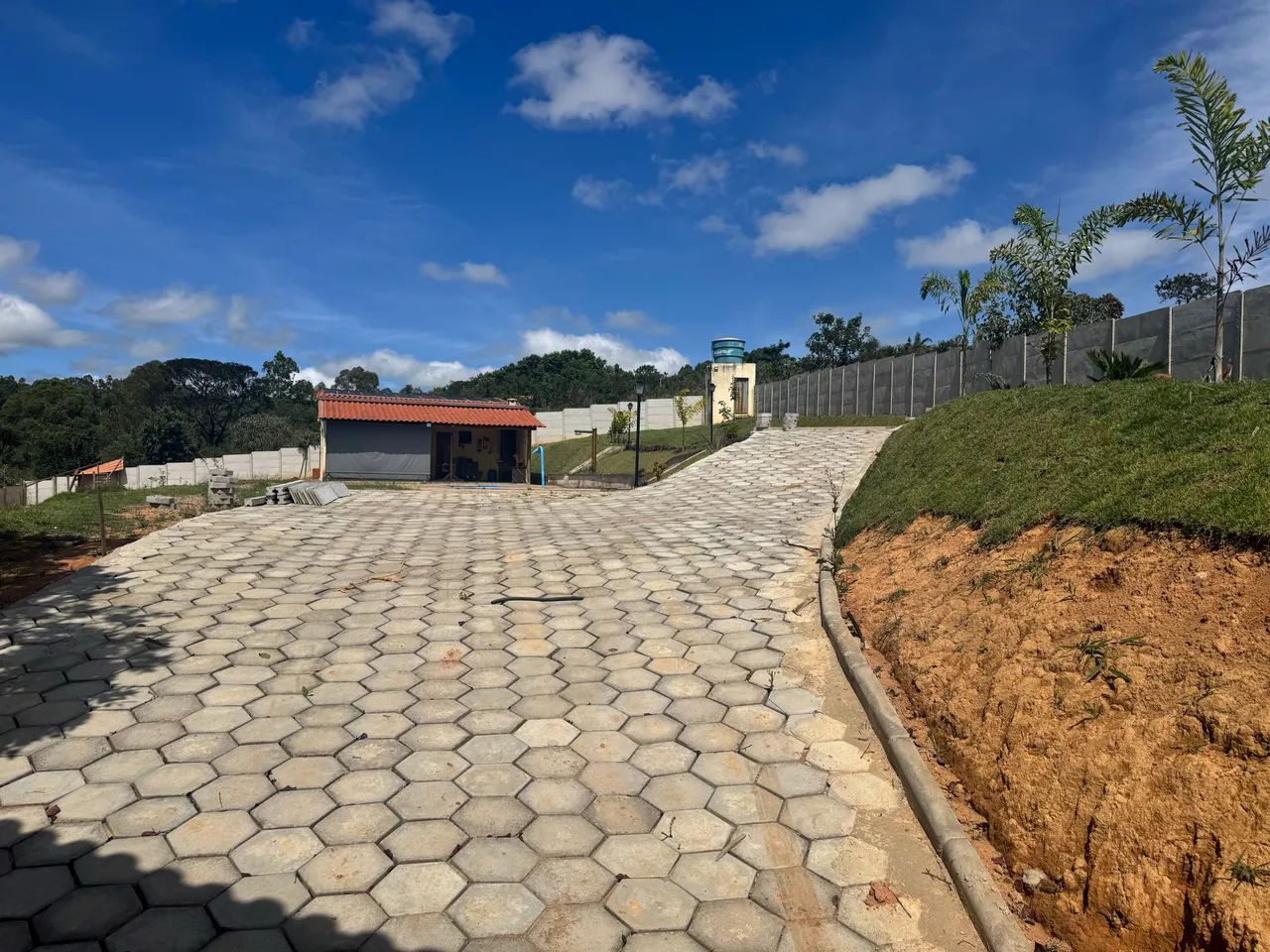 Vendo ou troco linda chácara 
