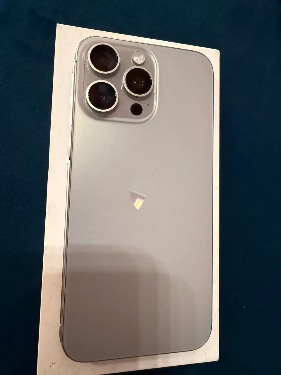 iPhone 15 pro max - Foto 3