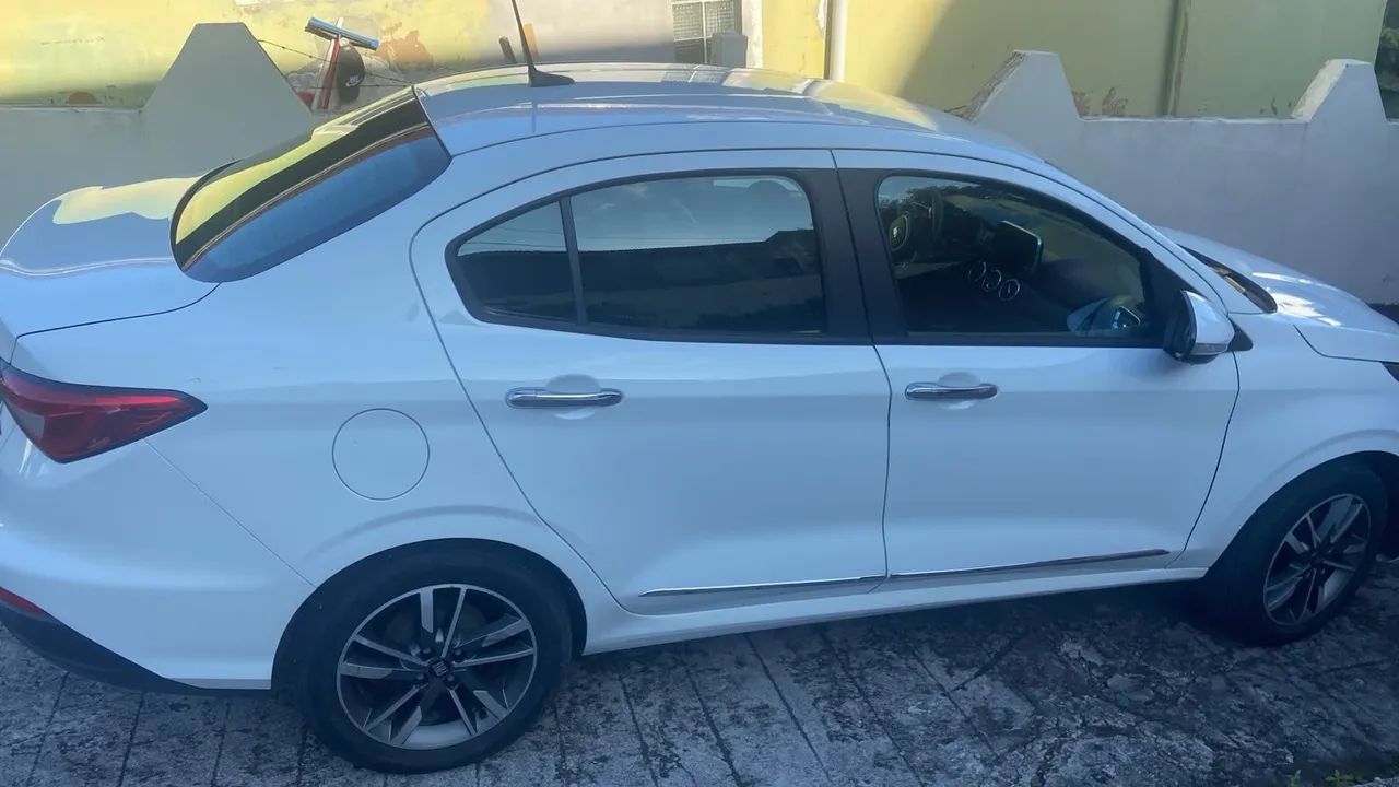 Fiat Cronos Precision 1.3 16V Flex Aut. 2025 - Foto 4