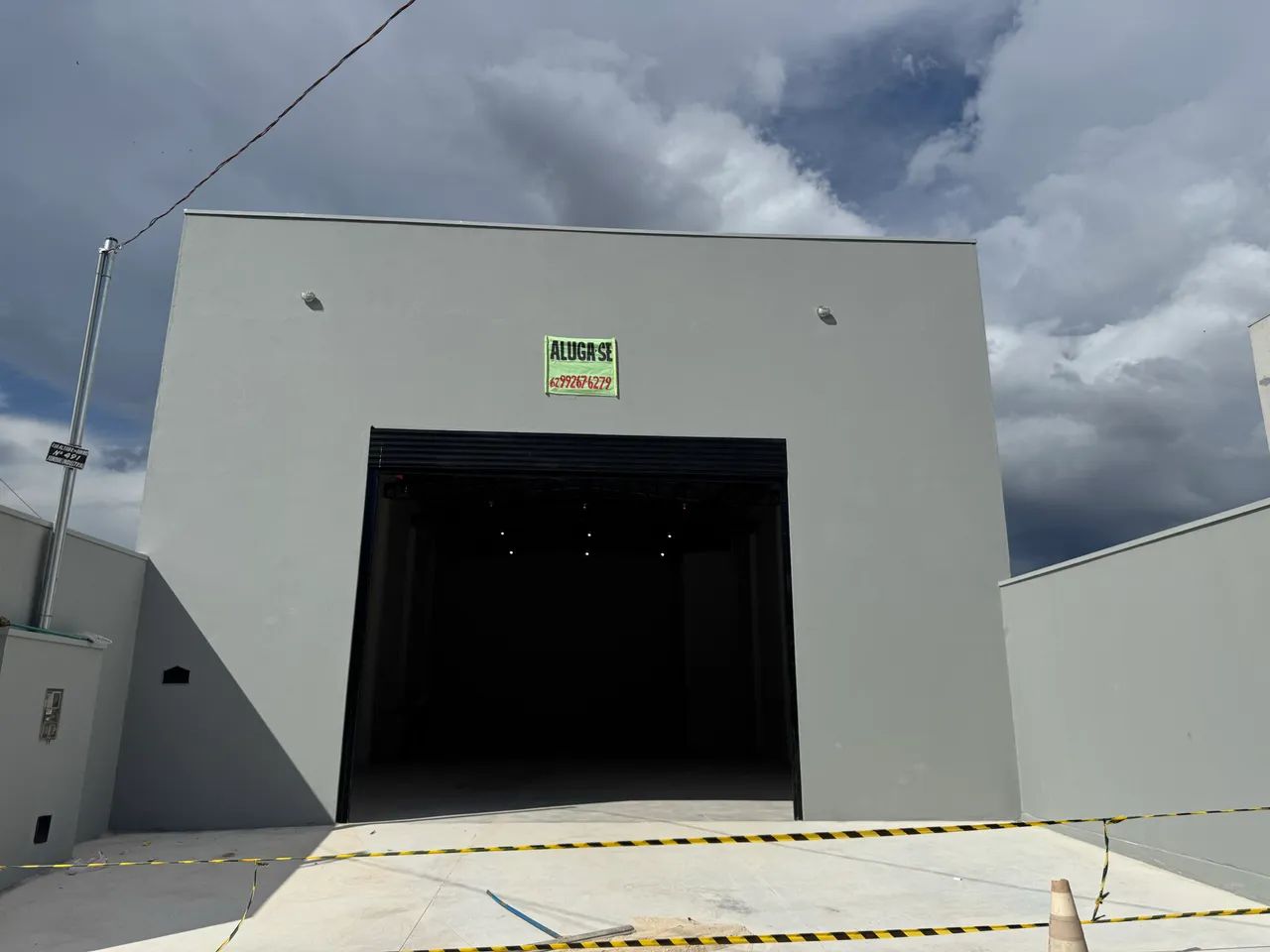 Alugo galpão no Jundiaí 