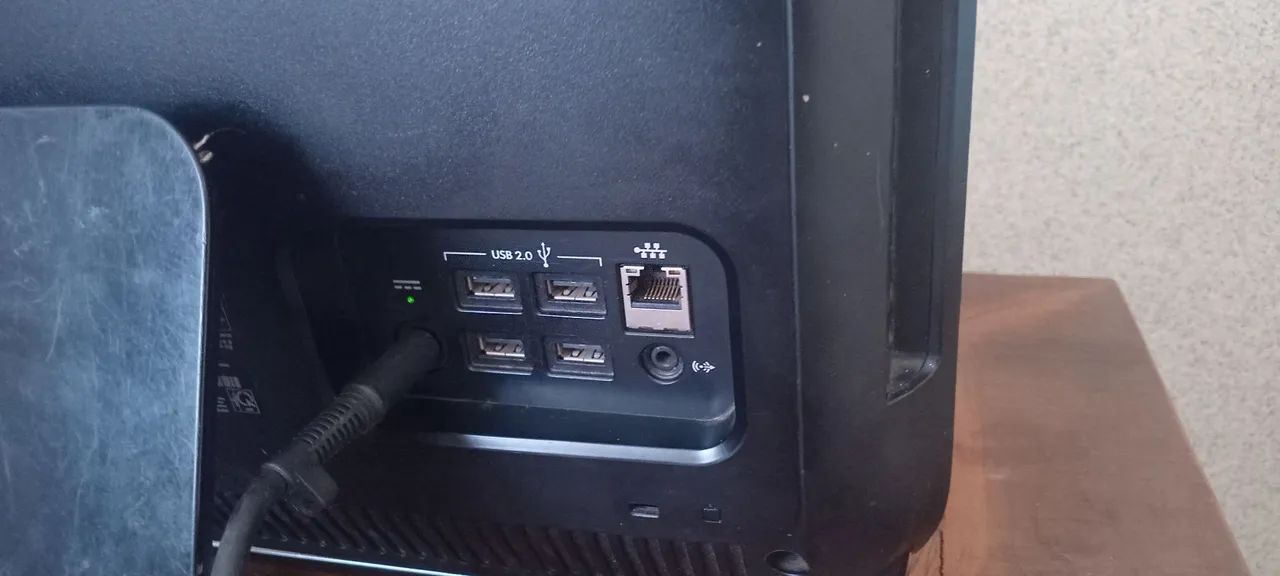 Desktop all in one HP com defeito na tela faço 100 se vier buscar - Foto 3