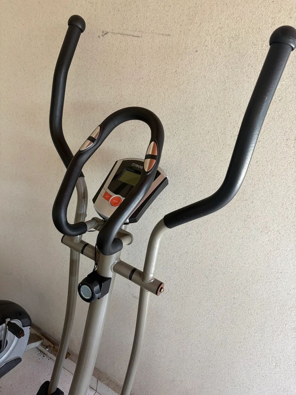 Elíptico Titanium