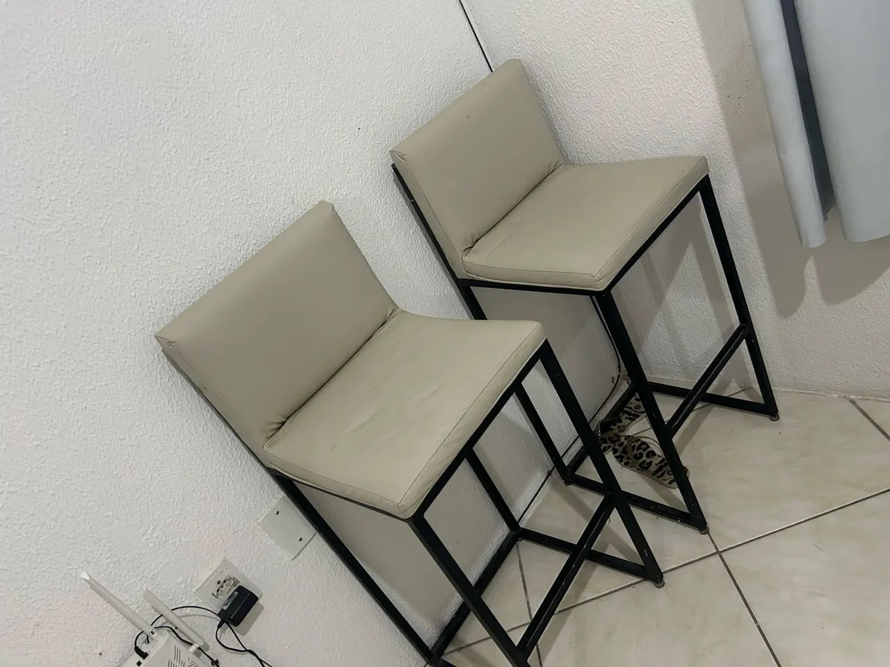 cadeiras acolchoadas bege   - Foto 2