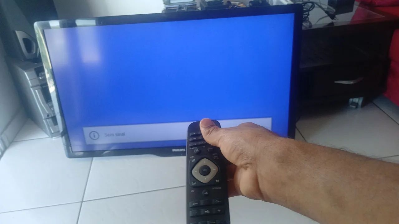 TV. Phillip - Foto 2