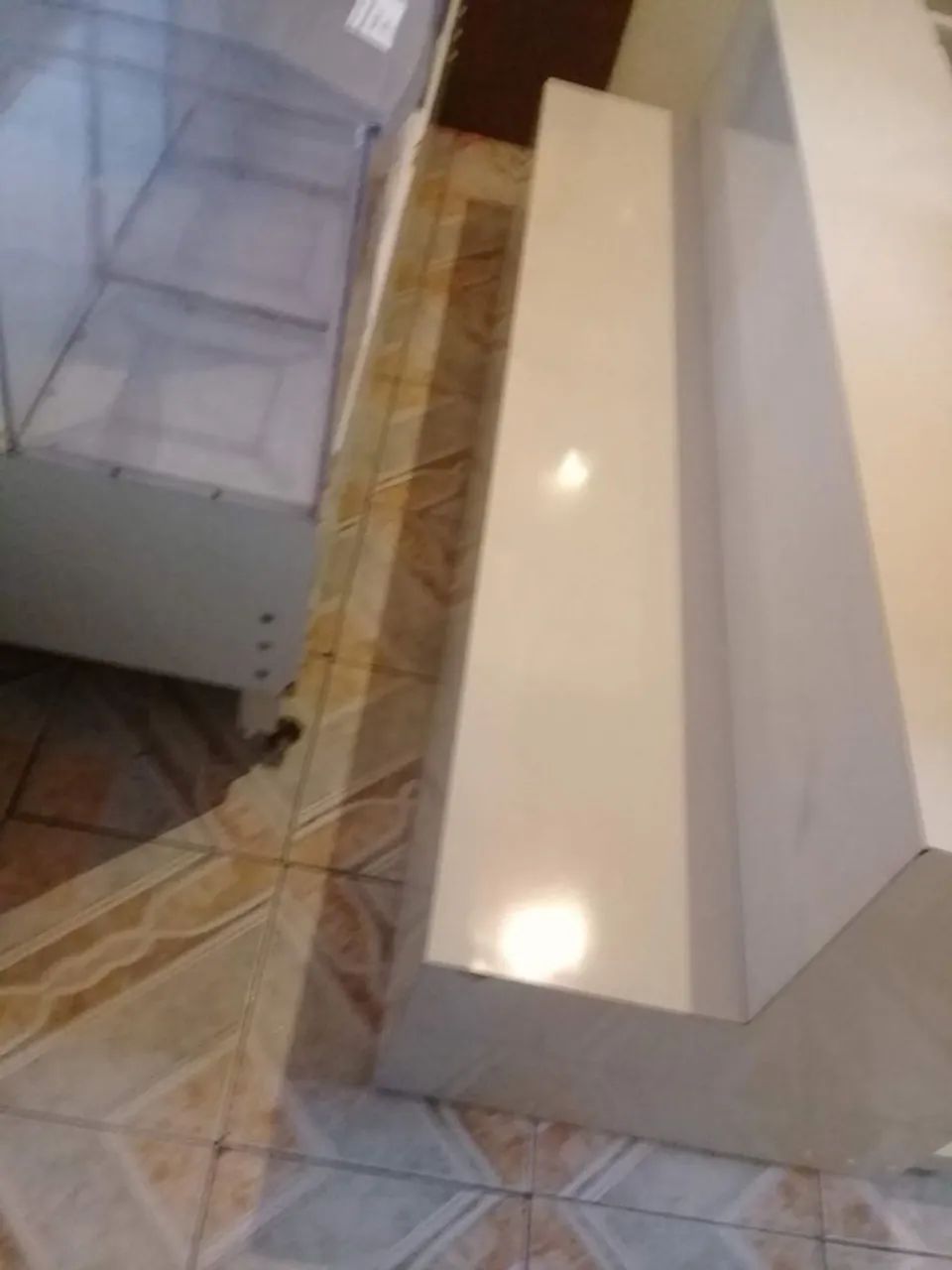 Balcão com potes de acrílico  - Foto 5