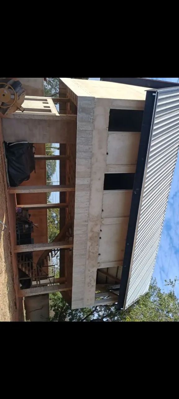 Oferta a vista.Casa em fase de acabamento 