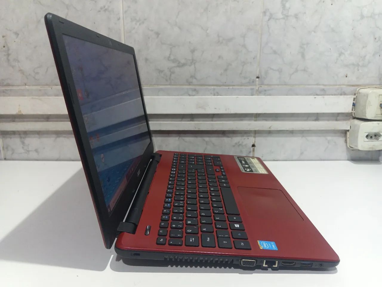 Notebook i3-4005 - Foto 3