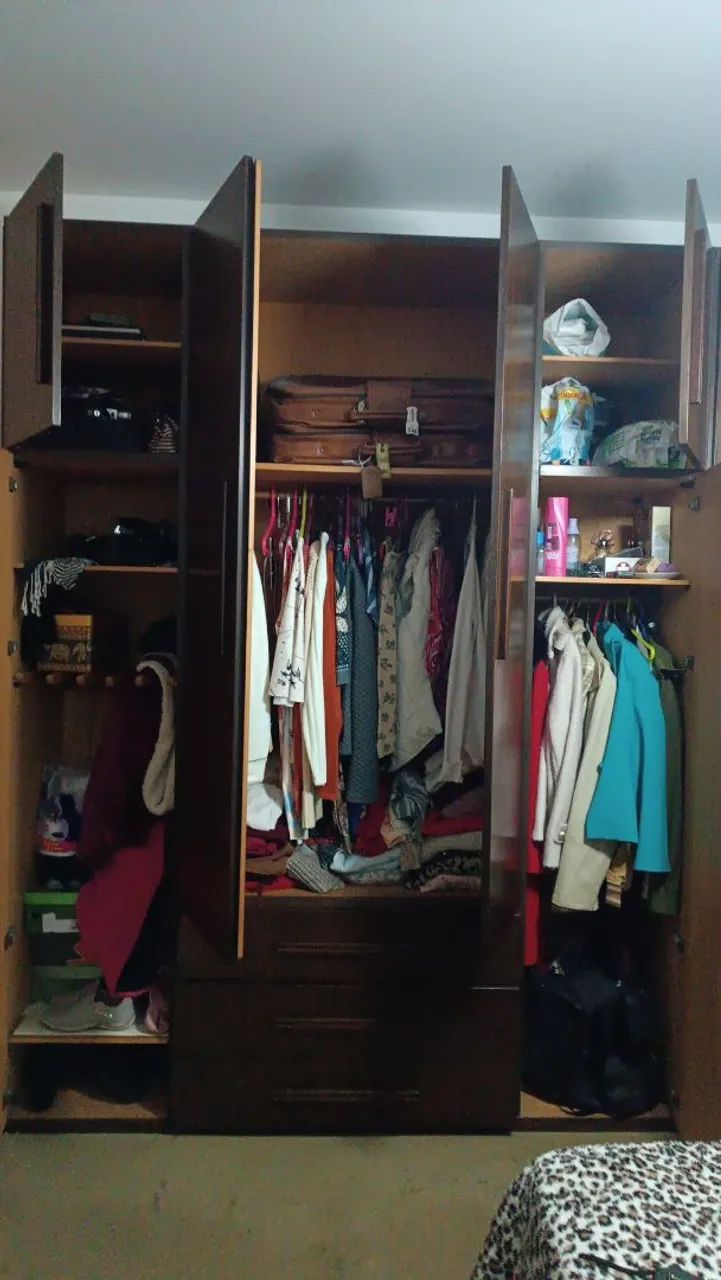 Guarda-roupa mogno madeira maciça - Foto 2