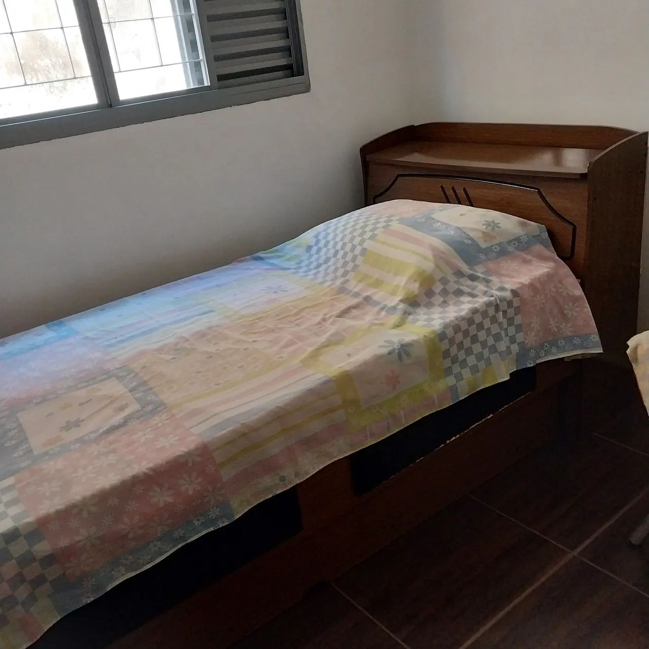 Cama solteiro 