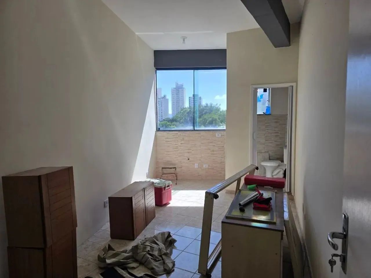 Prédio Comercial com 15 Banheiros e 16 Vagas no Jaguaré, São Paulo - Foto 9