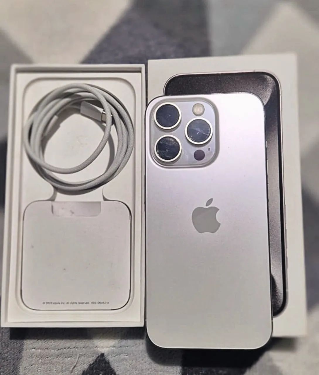 iPhone 15pro 128gb