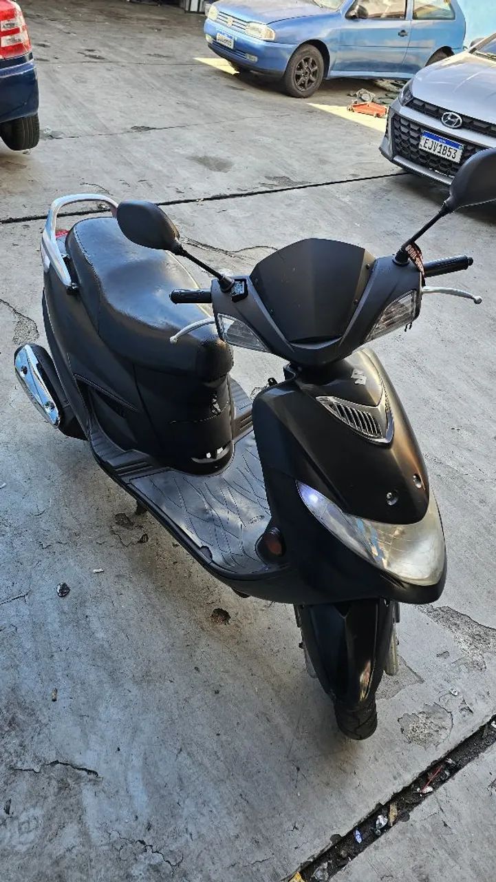 Suzuki Bergman 125