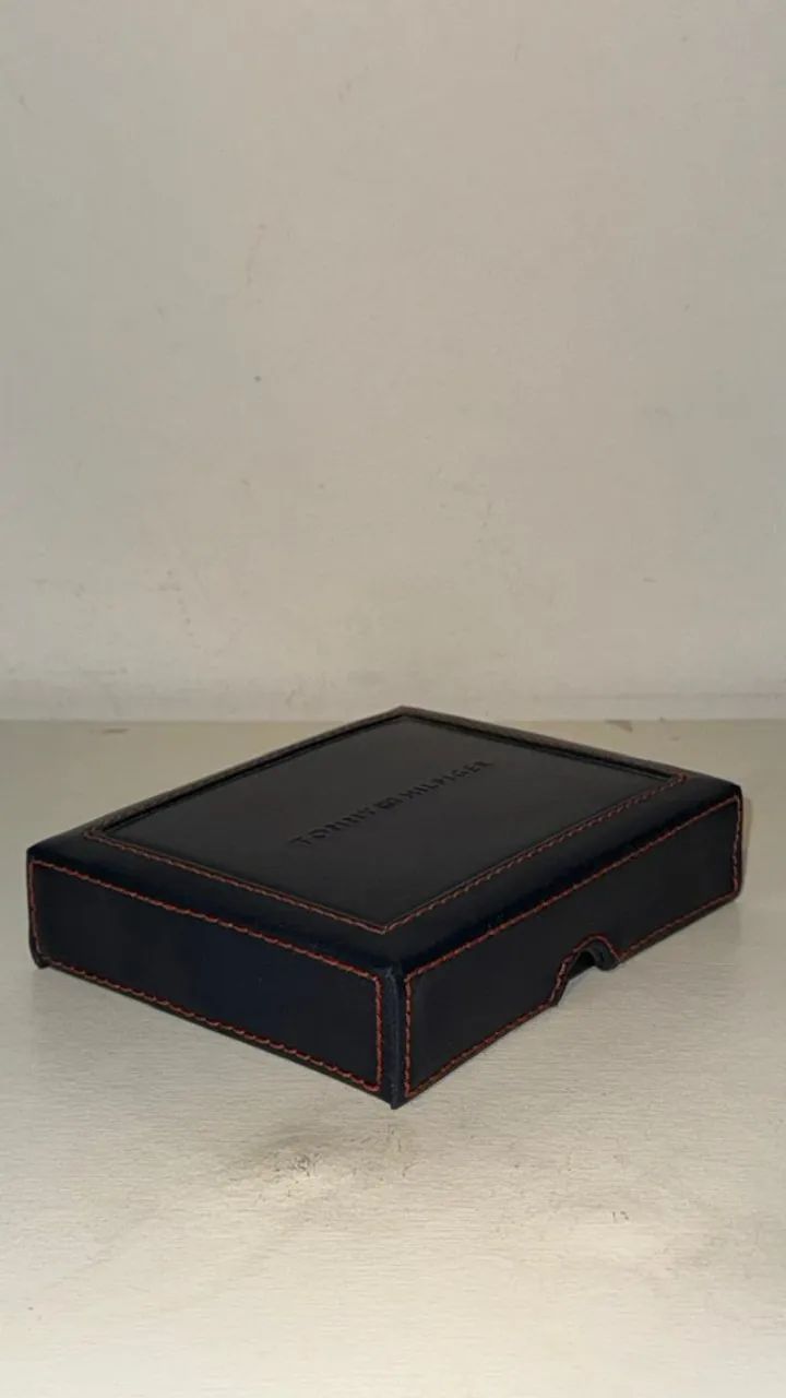 Case Carteira Tommy Hilfiger Original - Excelente Estado - Foto 3