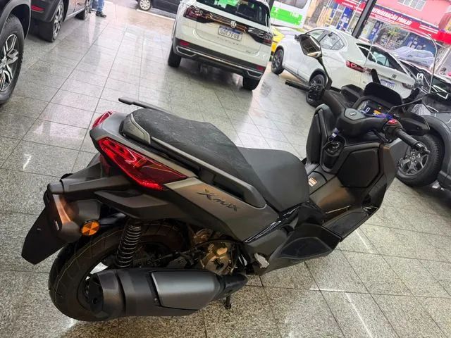Yamaha XMAX 300 CONNECTED  - Foto 2