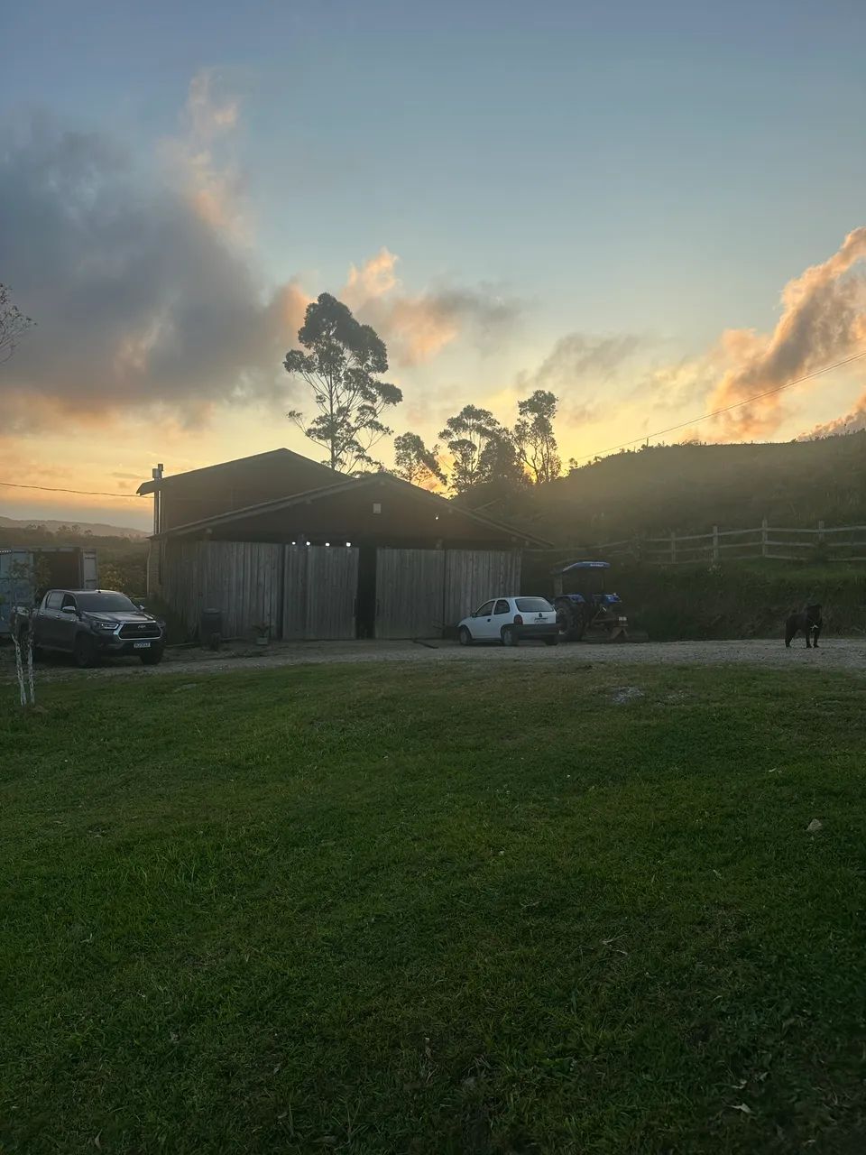 Vendo terreno com casa é galpão em Rancho Queimado  - Foto 3