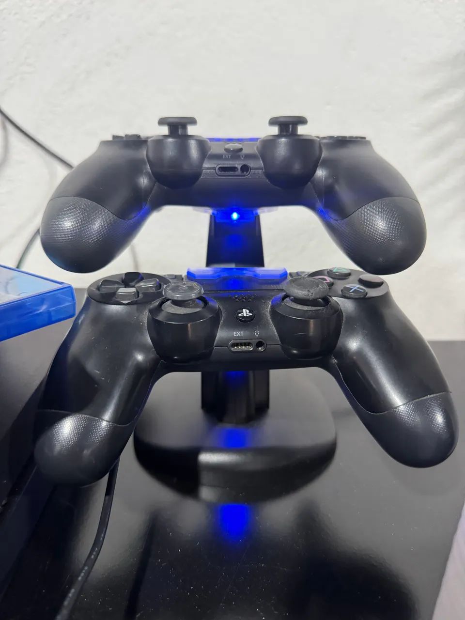 PS4 COMPLETO 2 CONTROLES - Foto 3