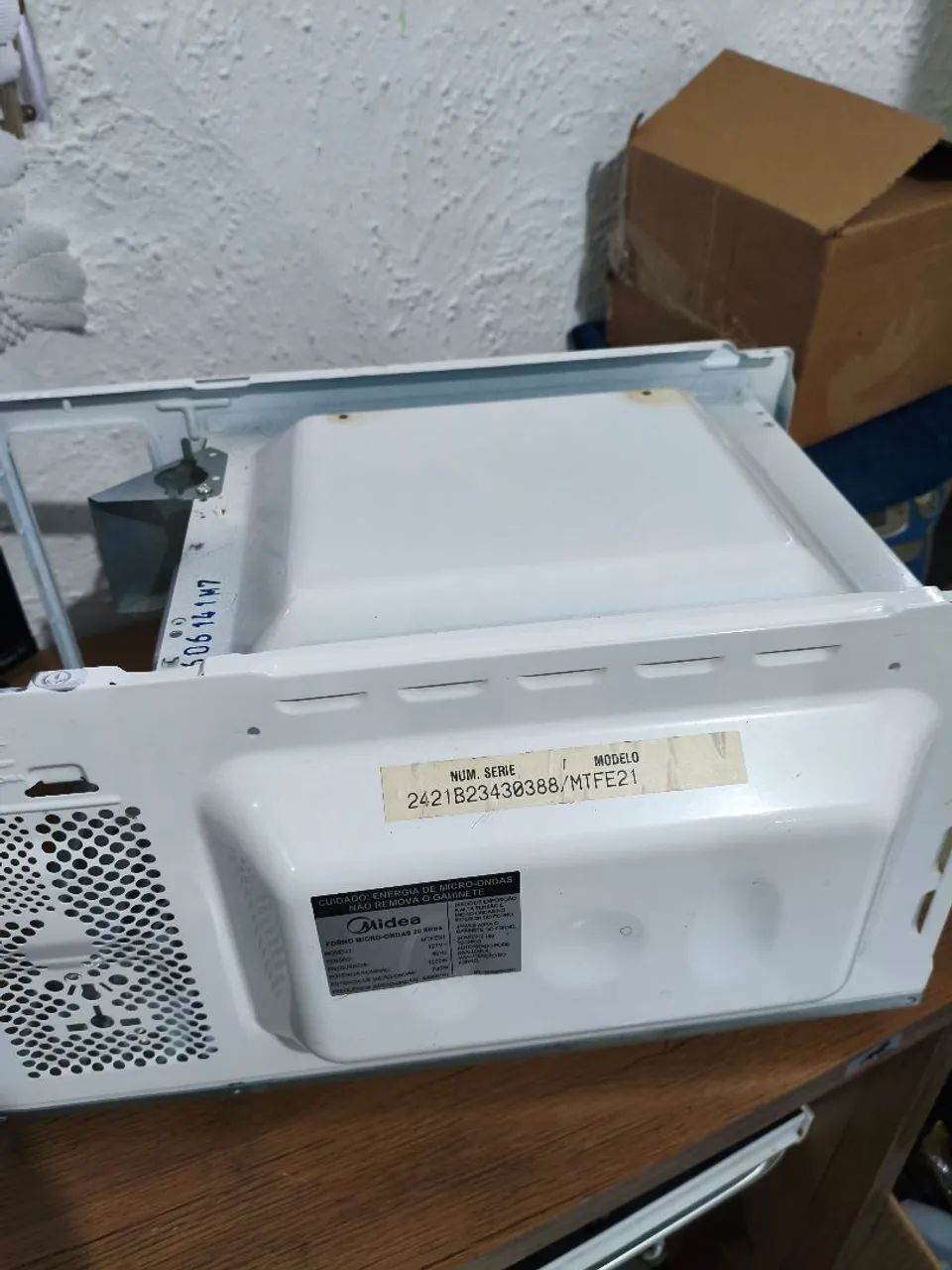 Gabinete microondas Midea MTFE21  - Foto 4