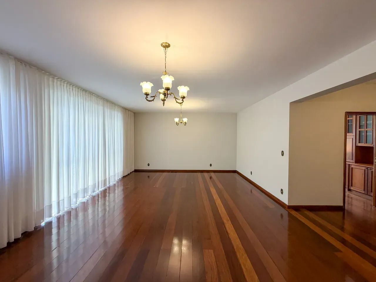 Apartamento com 4 suítes no Setor Oeste - Goiânia - GO - Foto 2