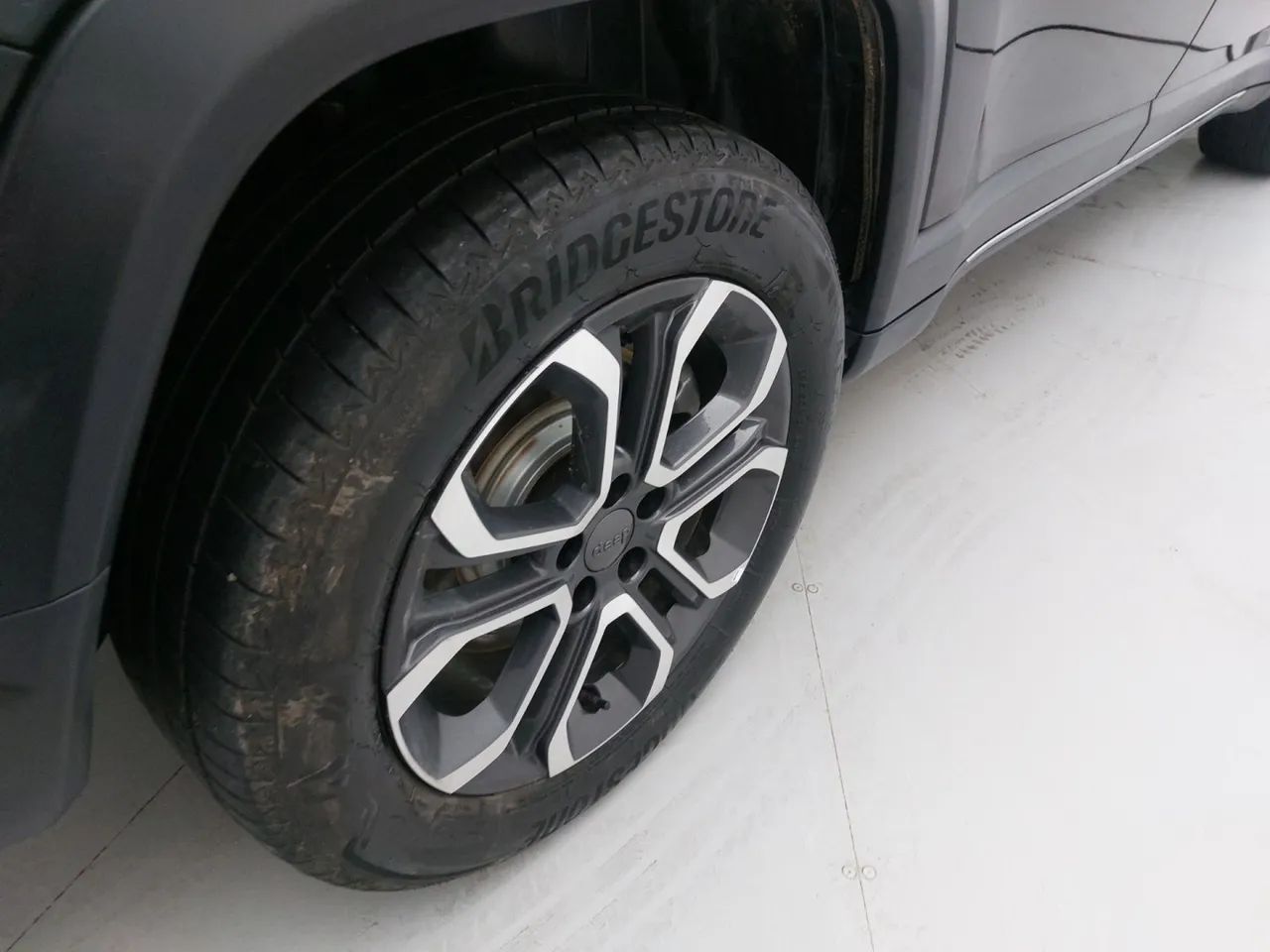 Jeep Commander Limited T270 1.3 TB Flex Aut., foto 14 de 18