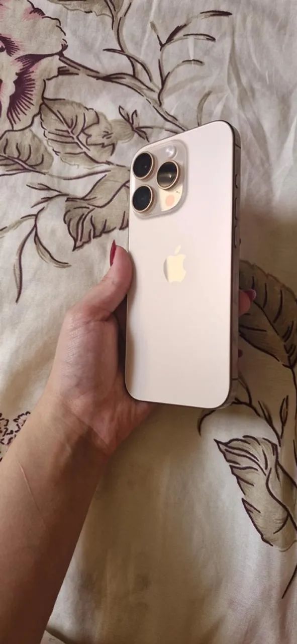 iPhone 16 pro 256gb titânio deserto - Foto 2
