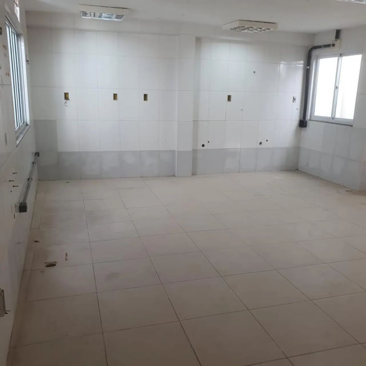 Loja Comercial para Locação em Camaçari, Abrantes - Foto 2