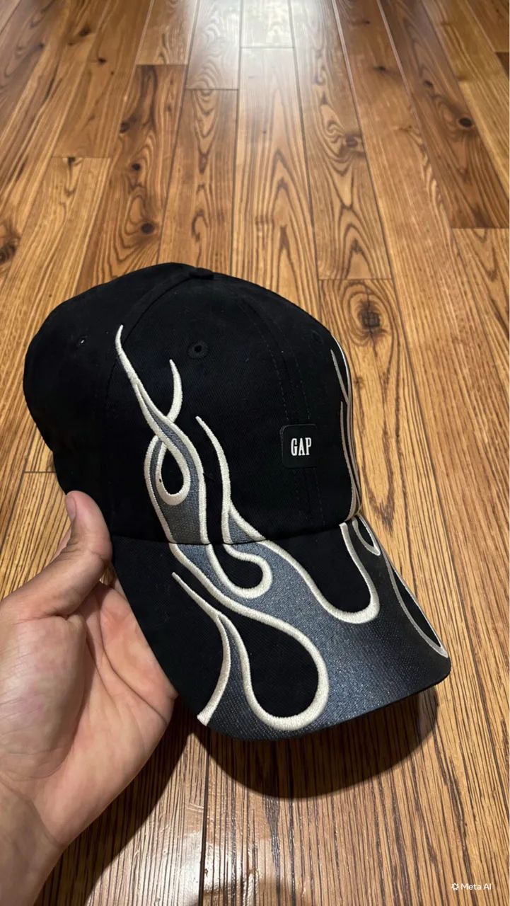 Boné GAP x Yeezy