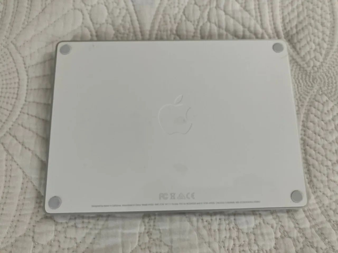 Magic Trackpad ホワイト Lightning Magic Trackpad – Superfície Multi-Touch branca - Next Computer