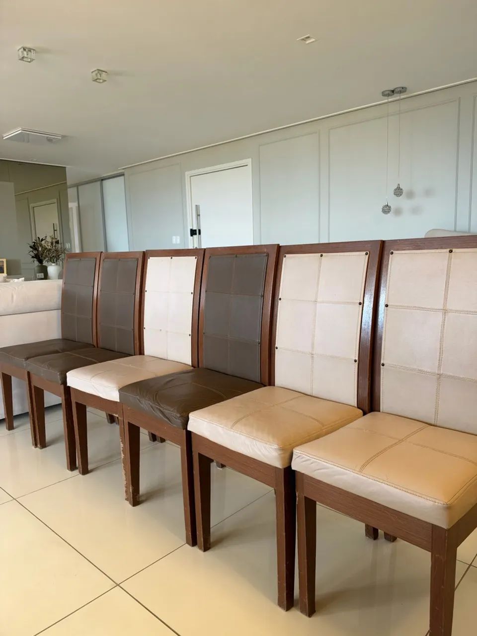MESA COM 8 CADEIRAS - R$ 2.099,00 - Foto 4