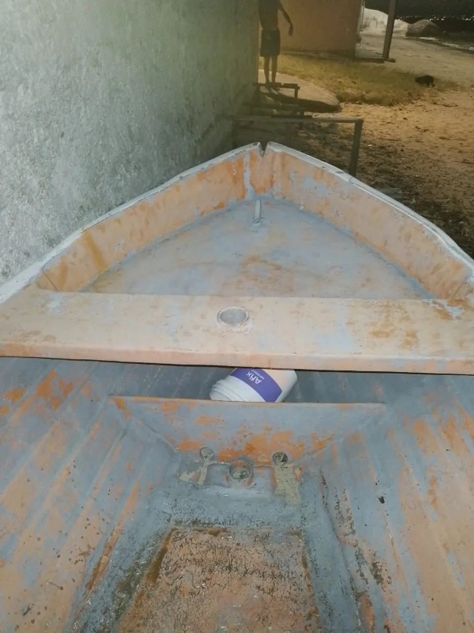 Bote em fibra de vidro e motor - Foto 4