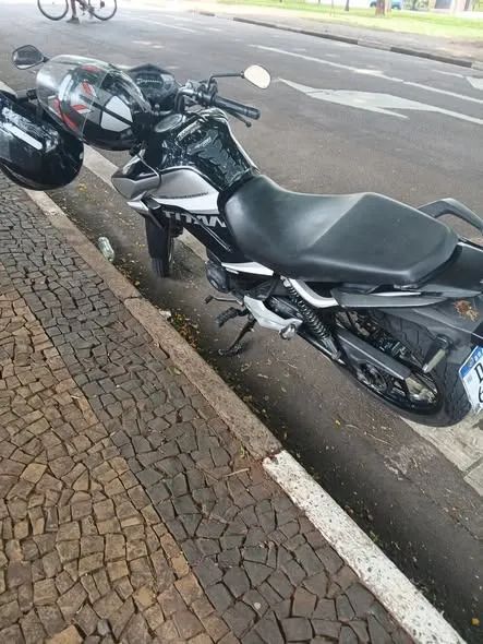 Titan 160 edição limitada