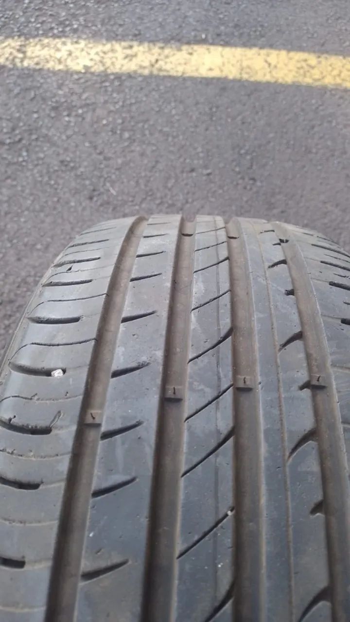 Pneu 225/45/17 - Foto 2
