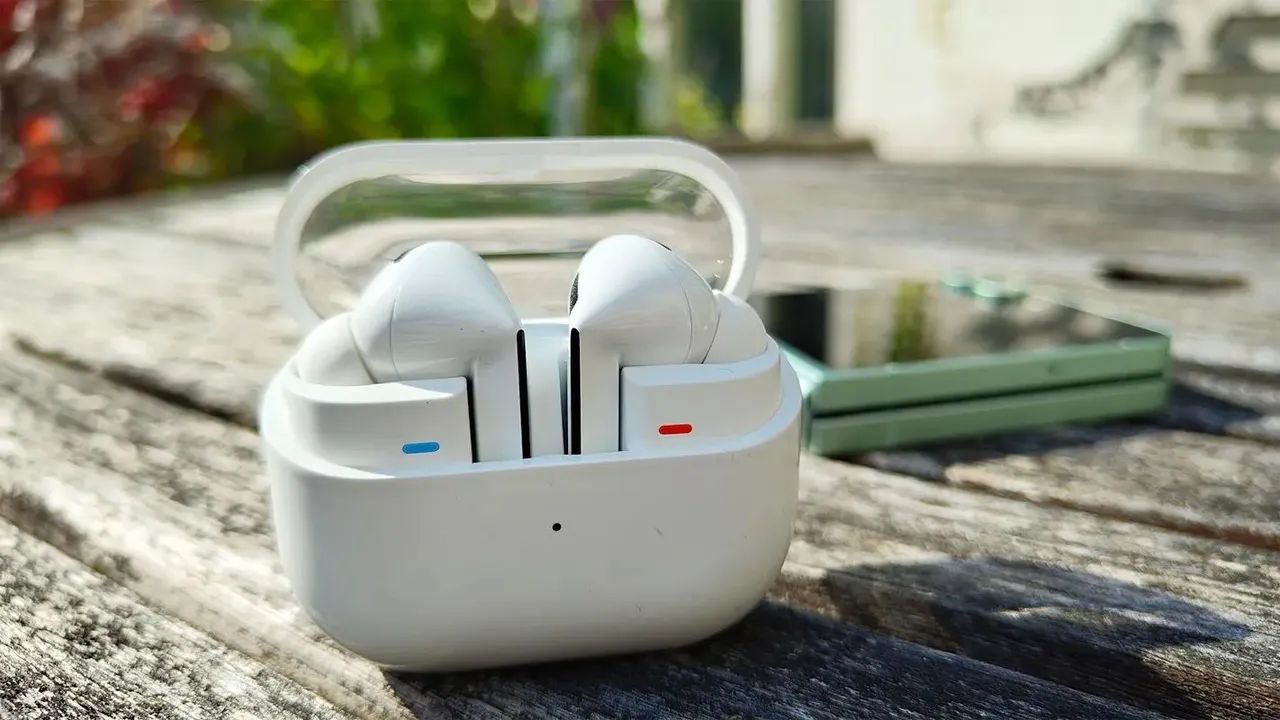 SAMSUNG GALAXY BUDS 3 PRO - Foto 2