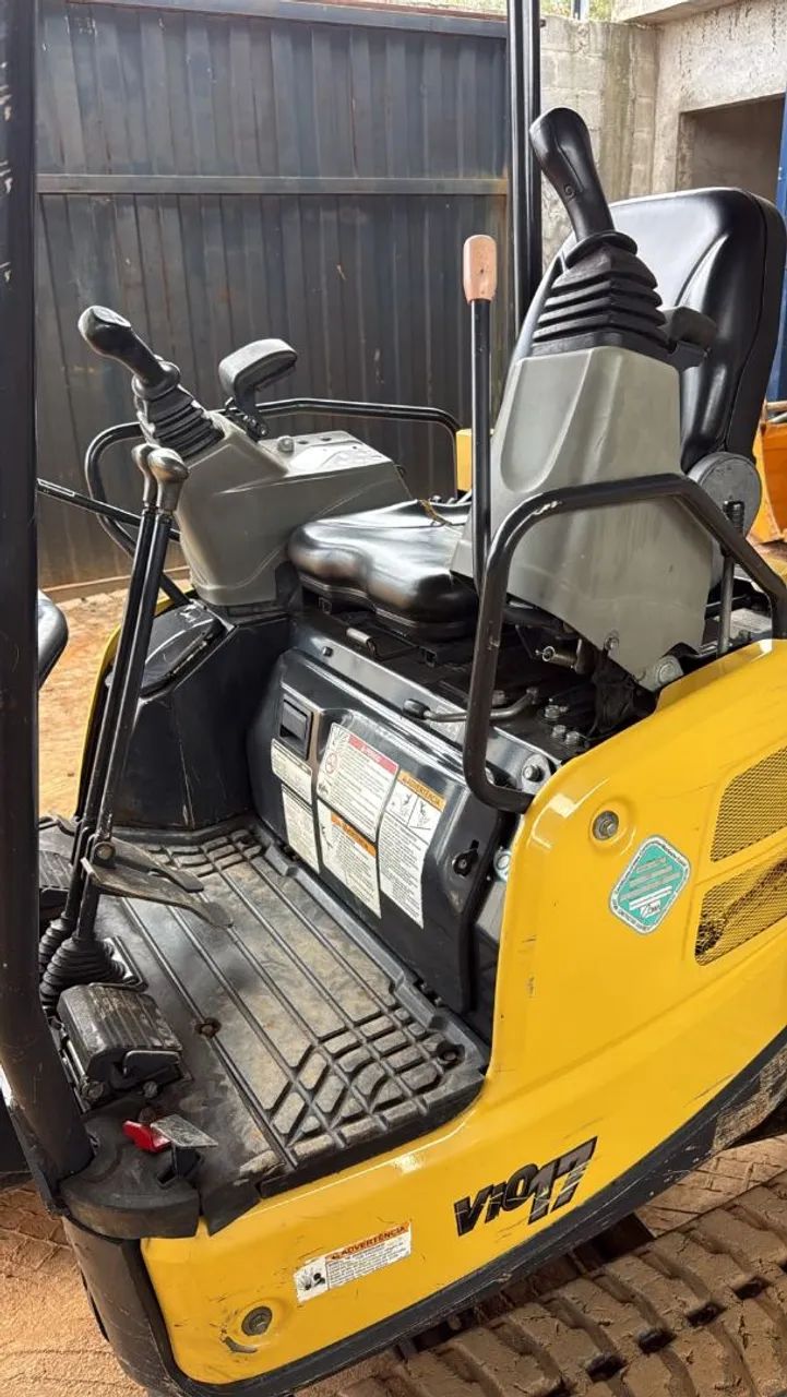 Mini escavadeira yanmar vio17 - Foto 3