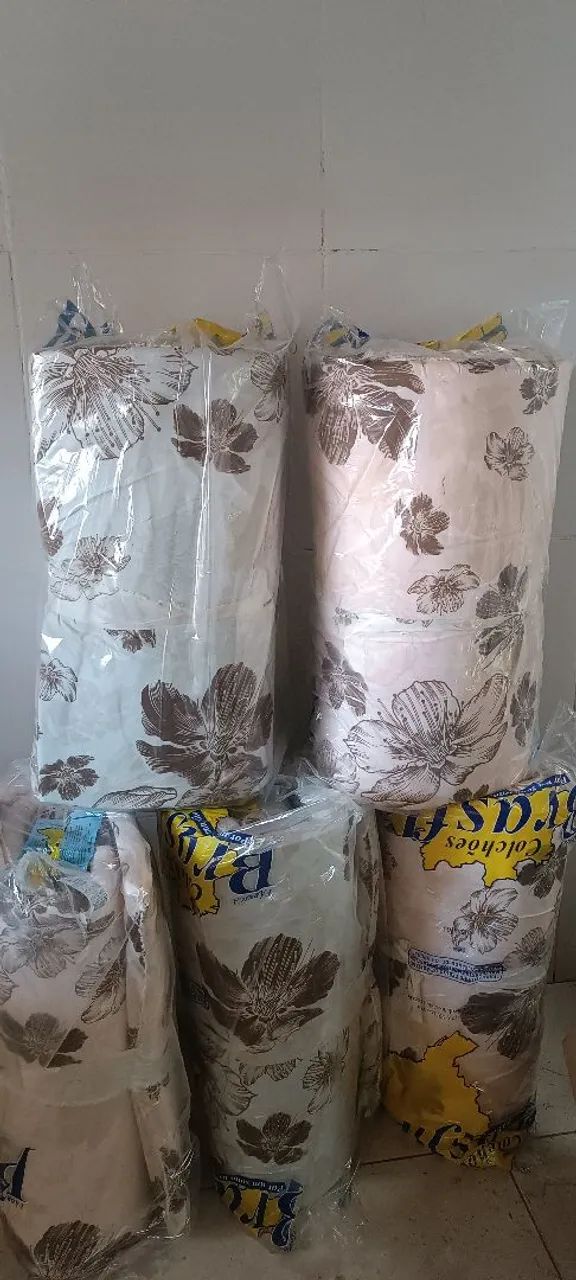 COLCHONETE PEQUENO COM TRAVESSEIRO  - Foto 3