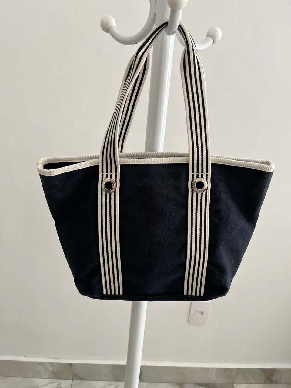 Bolsa tecido preta Lacoste  - Foto 2