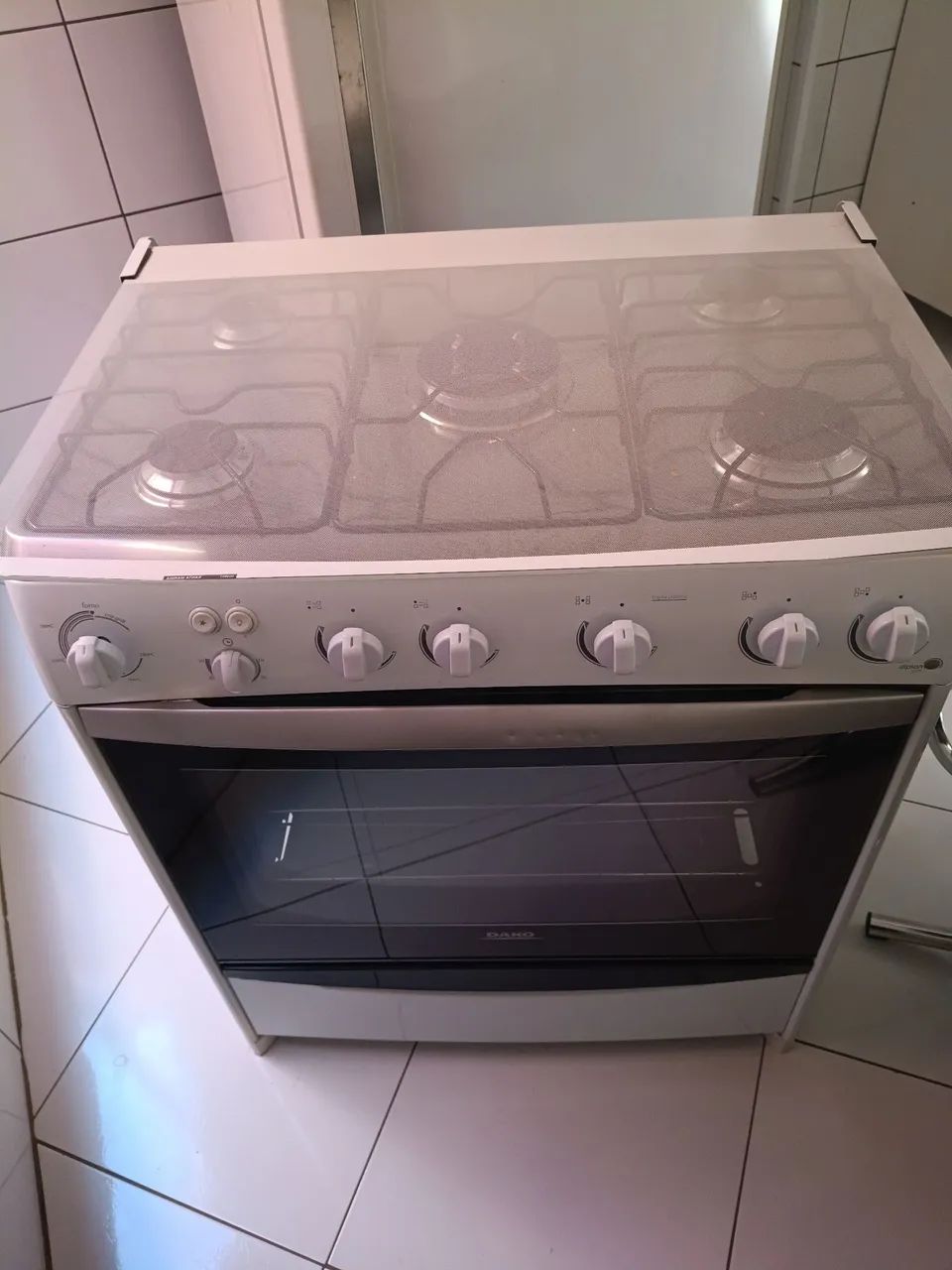 Fogão 5 bocas Dako com grill e tamer 