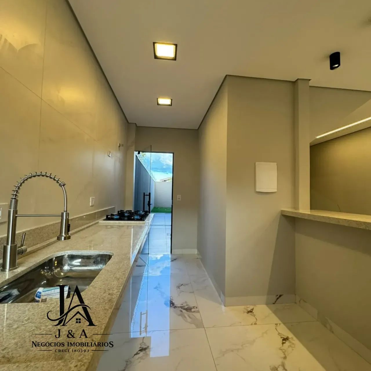 Sobrado á venda com 3 quartos sendo 1 suíte no Estrela Park - Foto 4