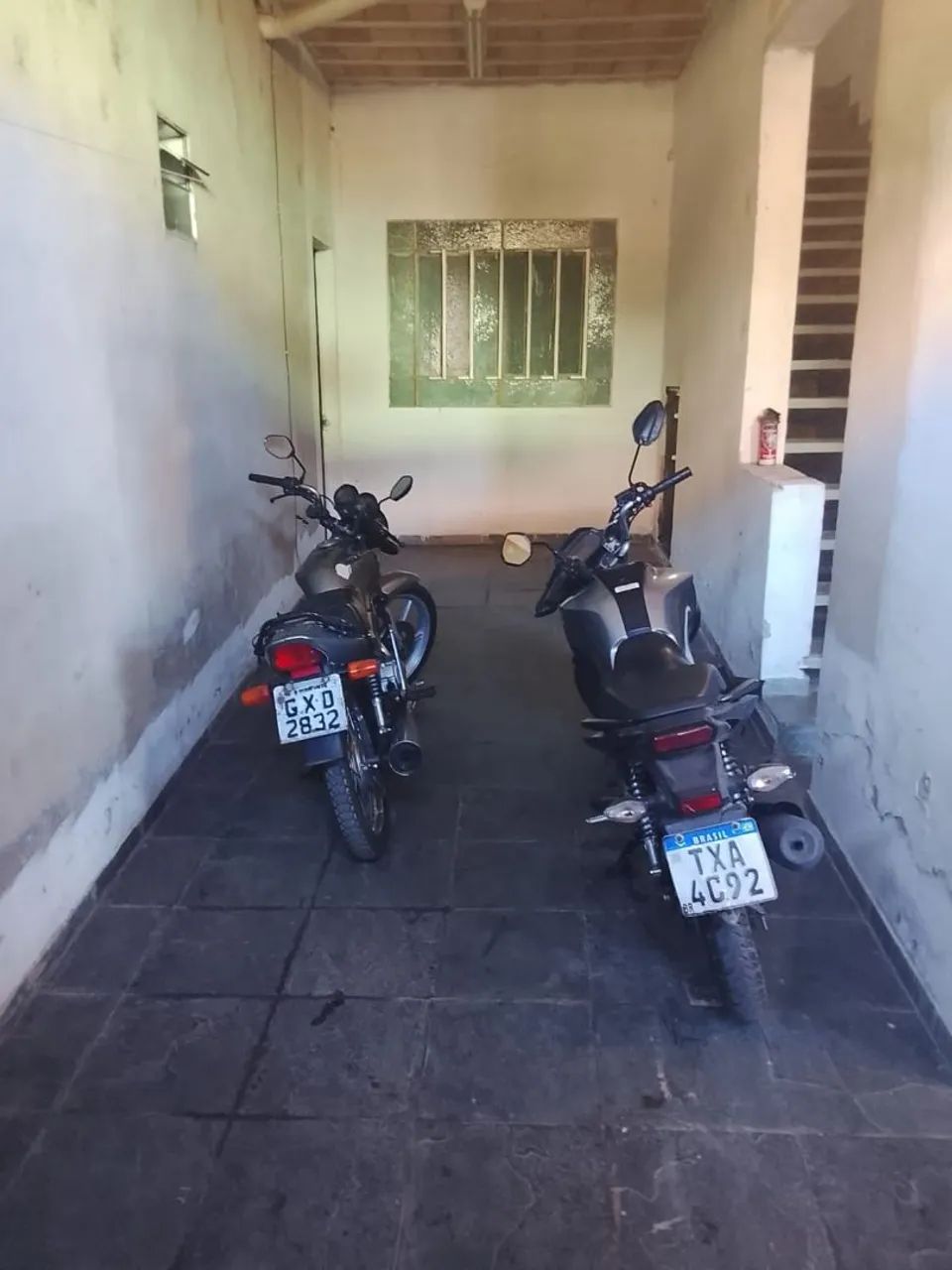 Alugo apartamento 