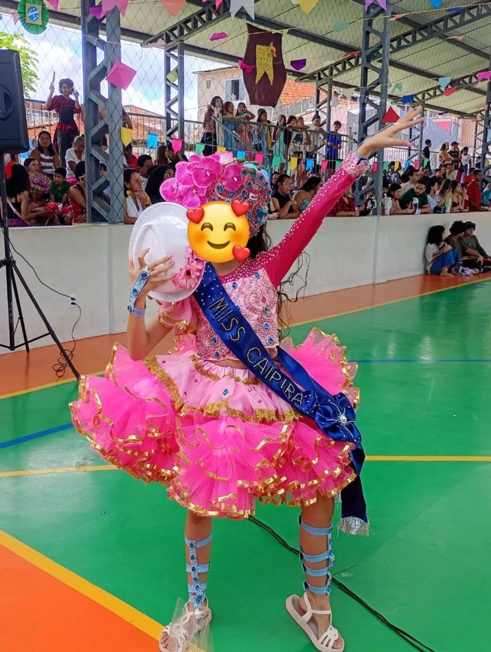 Vendo traje de Miss folclore boto cor d rosa 1