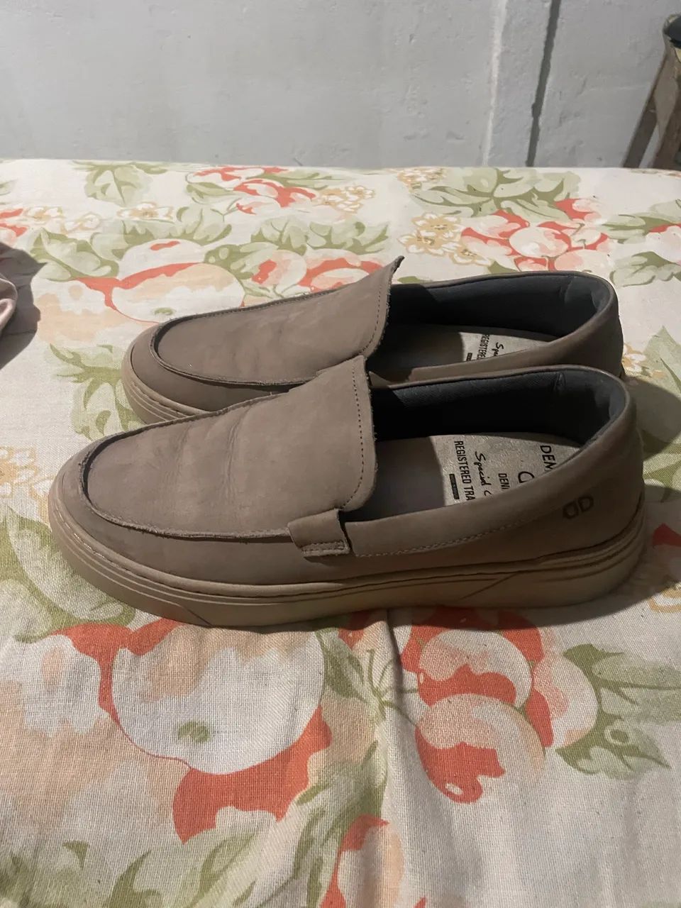 Vendo tênis e mocasin democrata  - Foto 2