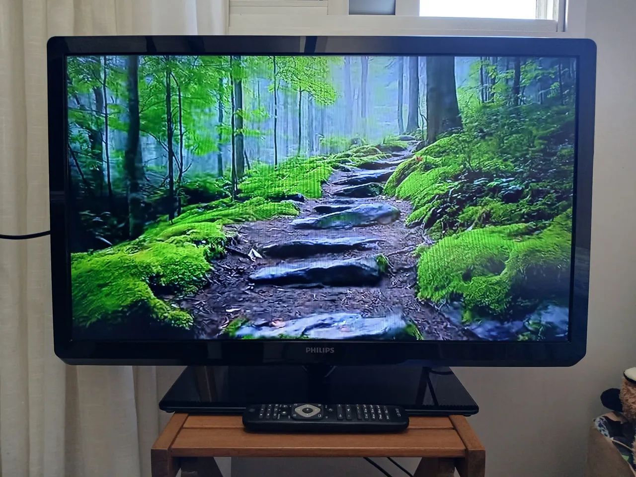 TV PHILIPS 32 POLEGADAS TELA DE LED HD