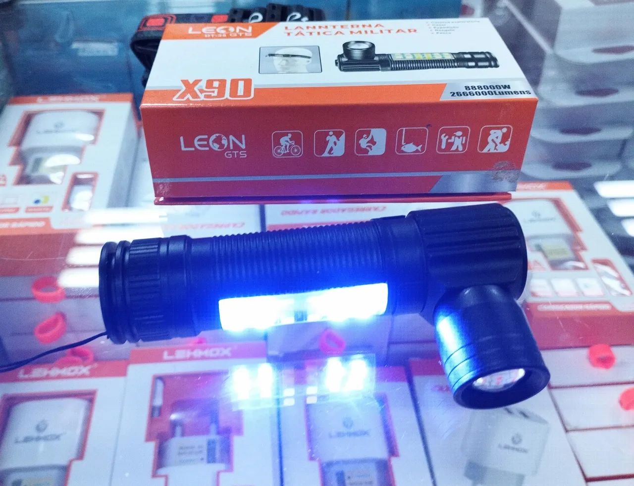 Lanterna tática LED de cabeça Leon DT-35 X90