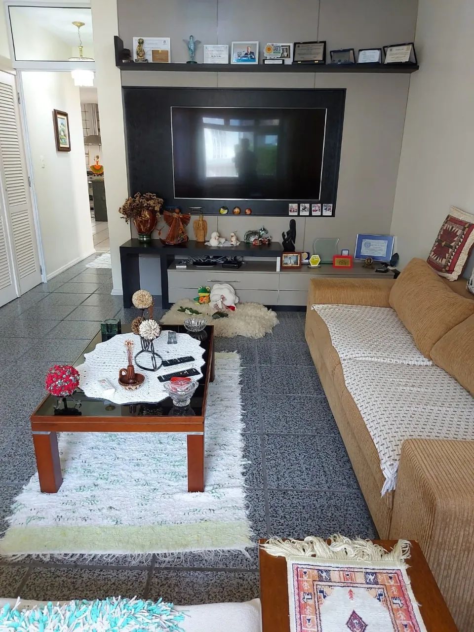 Casa de 4 dormitórios para locação em Coqueiros - Foto 4