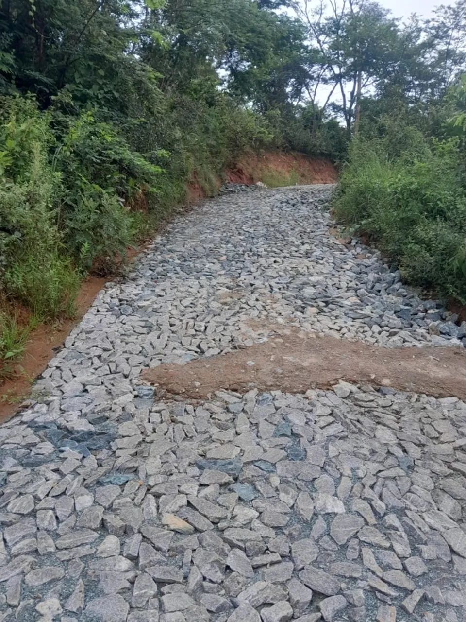 TERRENO DE 1.300m² EM NOVA LIMA 