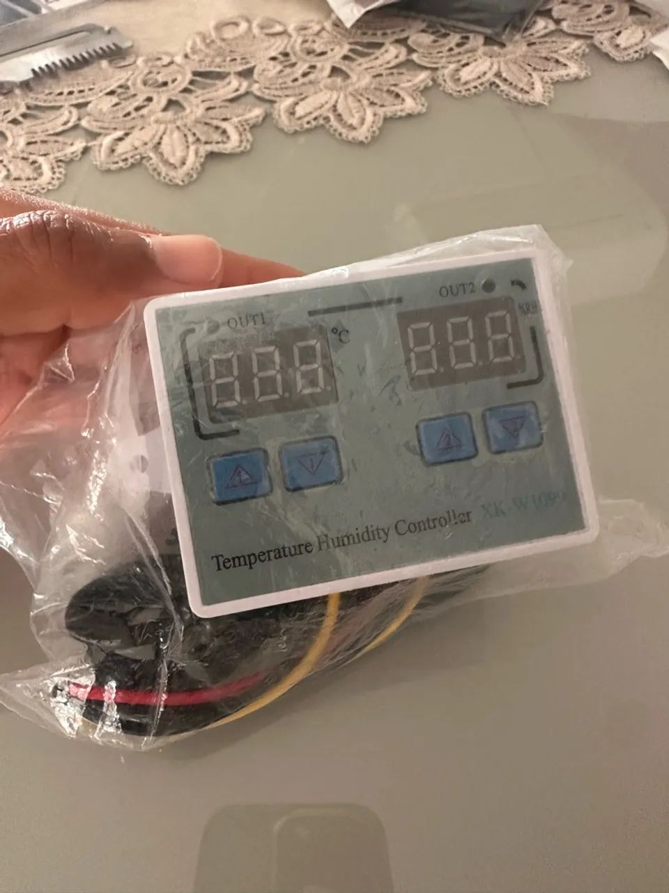 Controlador de temperatura e umidade com termostato